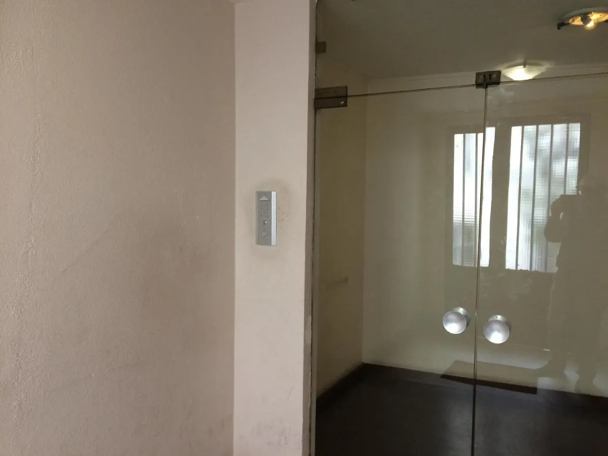 Pigalle De 25 M2 - 2 Lits Simples Type Gigogne Pour 2 Personnes - Coeur Touristique De - 2 Minutes De La Station Metro Pigalle ,petit Train Vers La Butte Montmartre-cabarets Moulin Rouge,chez Michou-restaurants Bouillon Pigalle,berliner شقة